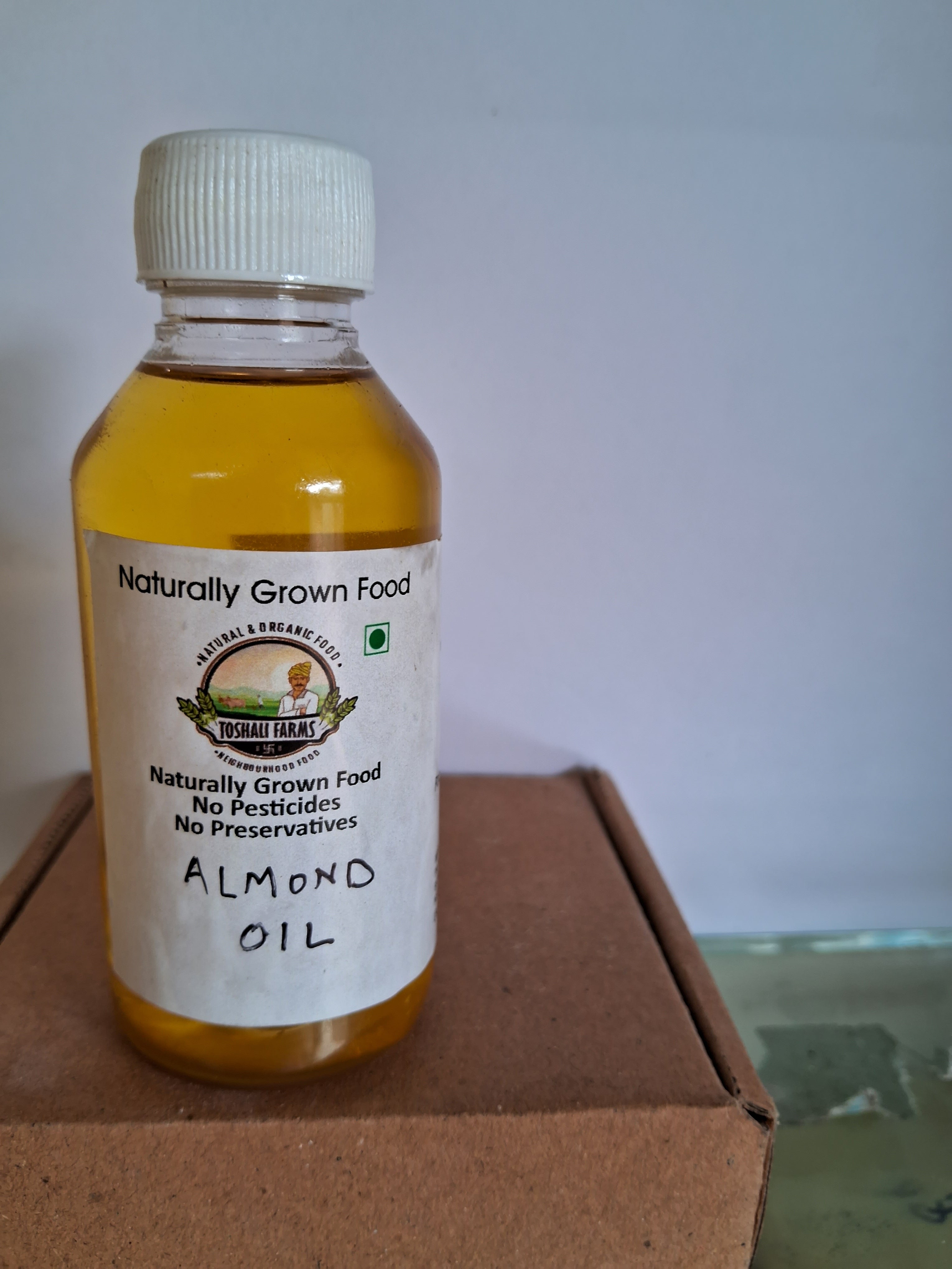 Cold pressed almond oil,  100ml